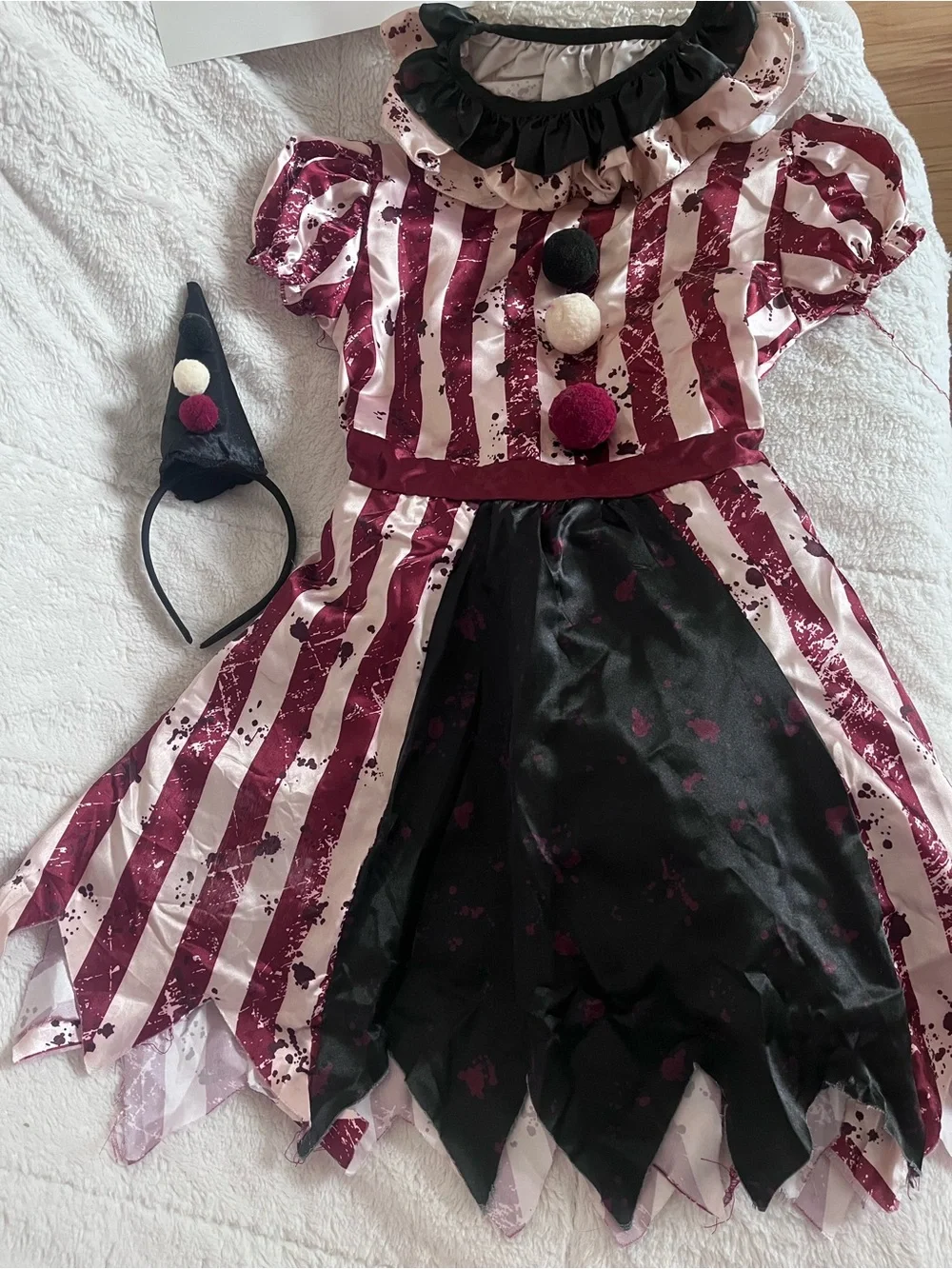 Haunted Harlequin Kids Costume - Red & Black